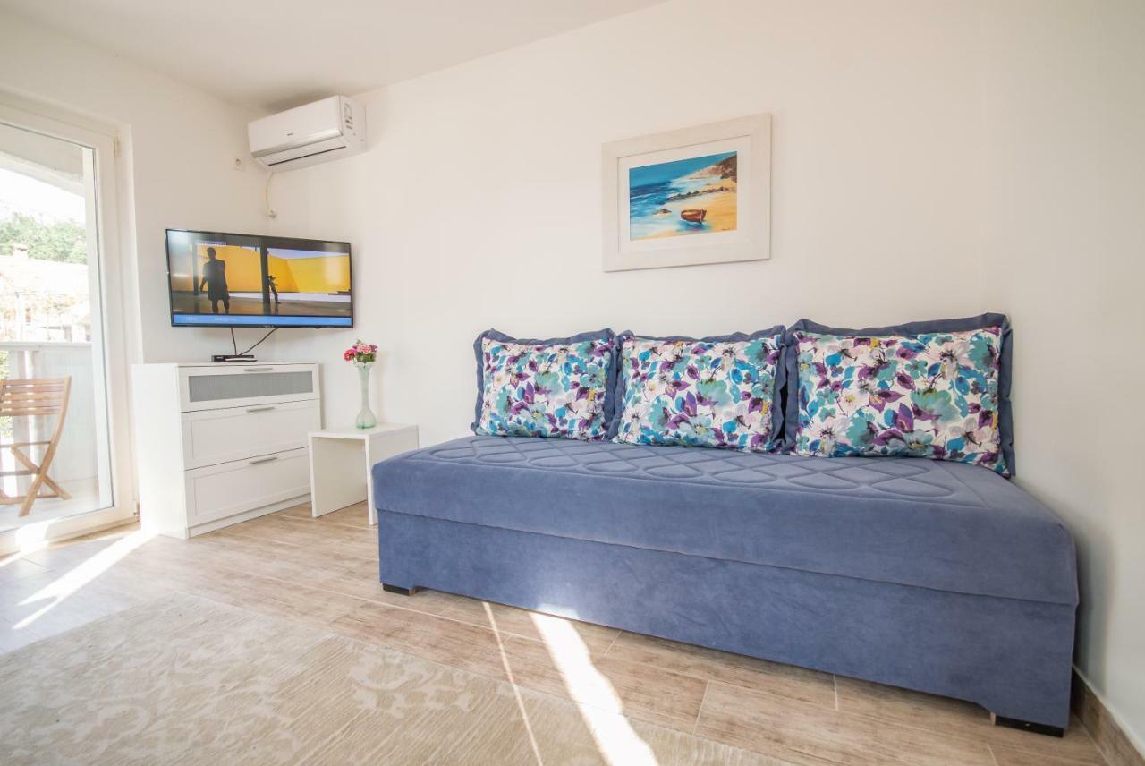 Queen Teuta Hotel Risan Luaran gambar